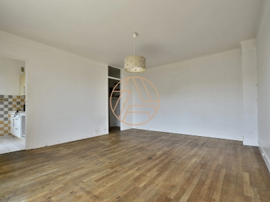 Appartement à vendre 1 pièces de 31 m² à Saint-Maur-des-Fossés