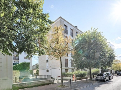 Appartement à vendre 5 pièces de 107 m² à Saint-Maur-des-Fossés
