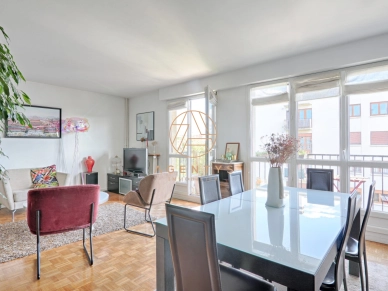 Appartement à vendre 5 pièces de 107 m² à Saint-Maur-des-Fossés