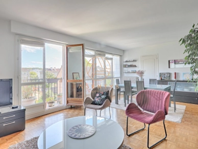 Appartement à vendre 5 pièces de 107 m² à Saint-Maur-des-Fossés
