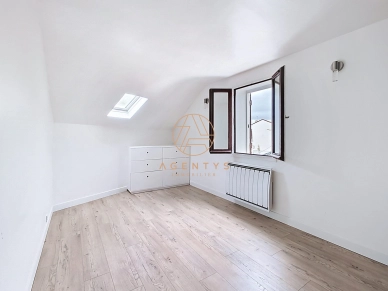 Appartement à vendre 2 pièces de 40,71 m² à Saint-Maur-des-Fossés