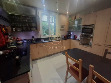 Maison à vendre 8 pièces de 180 m² à Le Perreux-sur-Marne