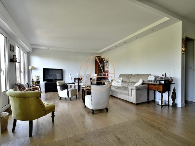 Appartement à vendre 4 pièces de 85,3 m² à Saint-Maur-des-Fossés
