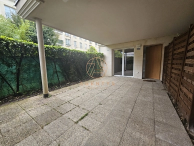 Appartement à vendre 3 pièces de 50 m² à Le Plessis-Trévise