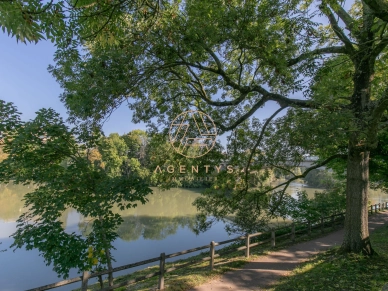 Maison à vendre 7 pièces de 193,1 m² à Saint-Maur-des-Fossés