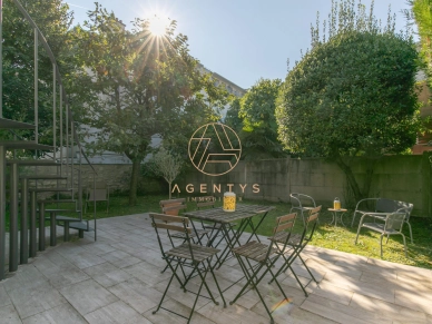 Maison à vendre 7 pièces de 193,1 m² à Saint-Maur-des-Fossés