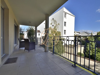 Appartement à vendre 5 pièces de 102 m² à Saint-Maur-des-Fossés
