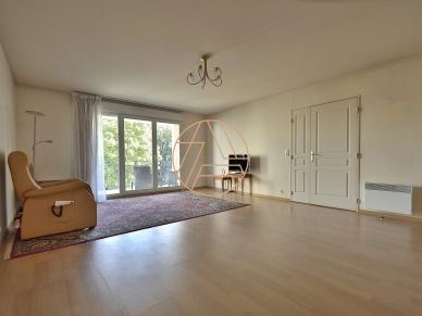 Appartement à vendre 5 pièces de 102 m² à Saint-Maur-des-Fossés