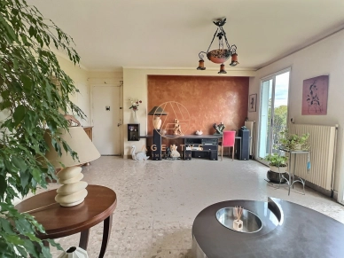 Appartement à vendre 3 pièces de 53,38 m² à Saint-Maur-des-Fossés