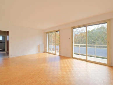 Appartement à vendre 3 pièces de 55,61 m² à Saint-Maur-des-Fossés