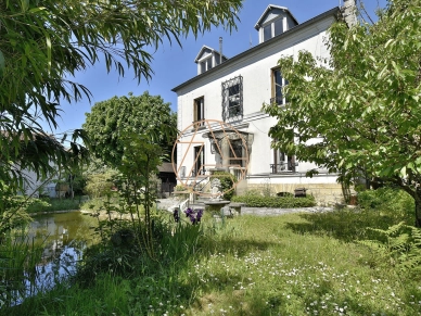 Maison à vendre 7 pièces de 152 m² à Saint-Maur-des-Fossés