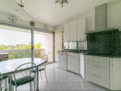 Appartement à vendre 5 pièces de 103 m² à Saint-Maur-des-Fossés