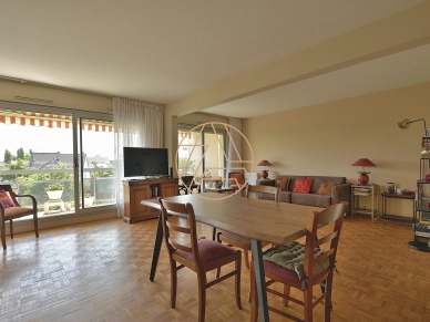 Appartement à vendre 3 pièces de 69 m² à Saint-Maur-des-Fossés