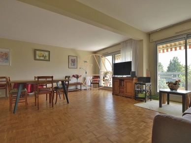 Appartement à vendre 3 pièces de 69 m² à Saint-Maur-des-Fossés