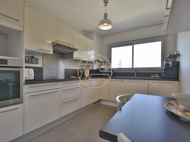 Appartement à vendre 3 pièces de 69 m² à Saint-Maur-des-Fossés