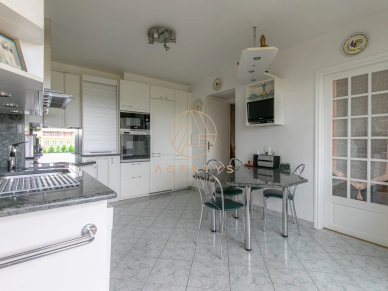 Appartement à vendre 5 pièces de 103 m² à Saint-Maur-des-Fossés