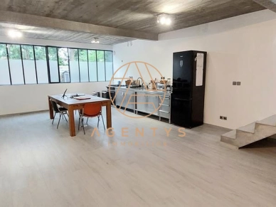 Appartement à vendre 7 pièces de 167 m²