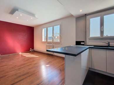 Appartement à vendre 2 pièces de 44 m² à Saint-Maur-des-Fossés