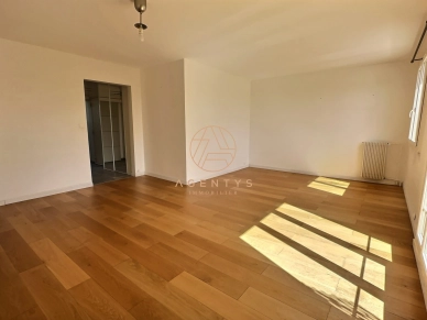 Appartement à vendre 4 pièces de 75,38 m² à Saint-Maur-des-Fossés