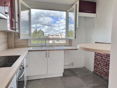 Appartement à vendre 4 pièces de 75,38 m² à Saint-Maur-des-Fossés