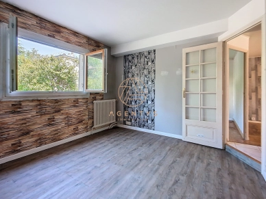 Appartement à vendre 3 pièces de 65,12 m² à Saint-Maur-des-Fossés