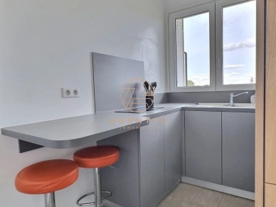 Appartement à louer 1 pièces de 23,57 m² à Saint-Maur-des-Fossés