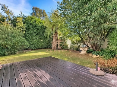 Maison à vendre 7 pièces de 124 m² à Saint-Maur-des-Fossés