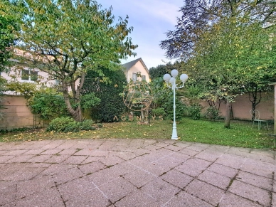 Maison à vendre 8 pièces de 175 m²