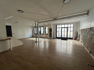 Local commercial à louer de 73 m² à Paris