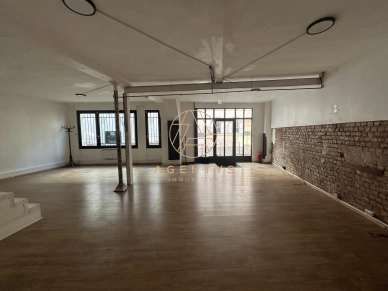 Local commercial à louer de 73 m² à Paris