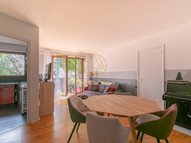 Appartement à vendre 2 pièces de 43 m² à Saint-Maur-des-Fossés