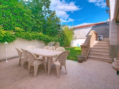 Maison à vendre 5 pièces de 102,5 m² à Saint-Maur-des-Fossés