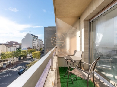 Appartement à vendre 2 pièces de 53,4 m² à Nogent-sur-Marne