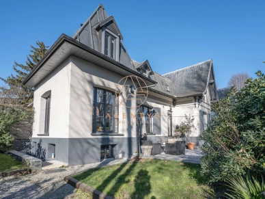 Maison à vendre 6 pièces de 150 m² à Nogent-sur-Marne