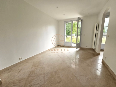 Maison à vendre 4 pièces de 78 m² à Le Plessis-Trévise