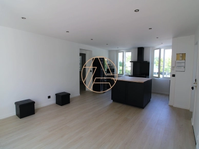 Appartement à vendre 2 pièces de 44,21 m² à Saint-Maur-des-Fossés