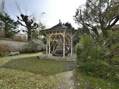 Maison à vendre 9 pièces de 203 m² à Saint-Maur-des-Fossés