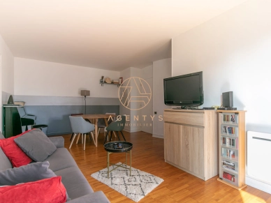 Appartement à vendre 2 pièces de 43 m² à Saint-Maur-des-Fossés