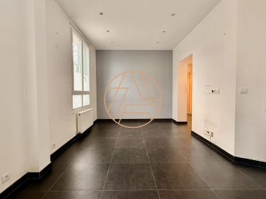 Appartement à louer 2 pièces de 40 m² à Saint-Maur-des-Fossés