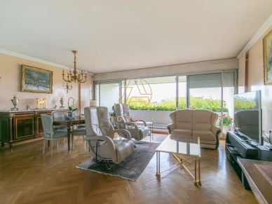 Appartement à vendre 5 pièces de 103 m² à Saint-Maur-des-Fossés