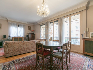 Maison à vendre 7 pièces de 152,46 m² à Saint-Maur-des-Fossés