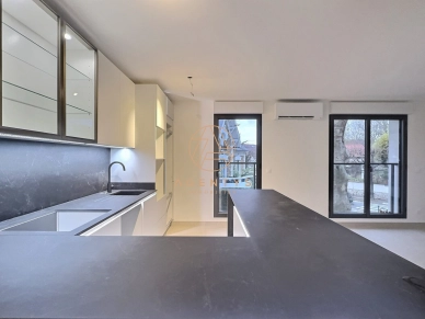 Appartement à vendre 3 pièces de 81 m² à Saint-Maur-des-Fossés