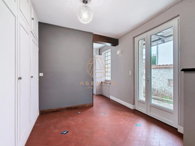 Maison à vendre 5 pièces de 111 m² à Saint-Maur-des-Fossés