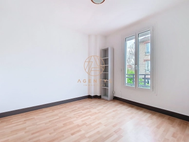 Maison à vendre 5 pièces de 111 m² à Saint-Maur-des-Fossés