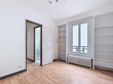 Maison à vendre 5 pièces de 111 m² à Saint-Maur-des-Fossés