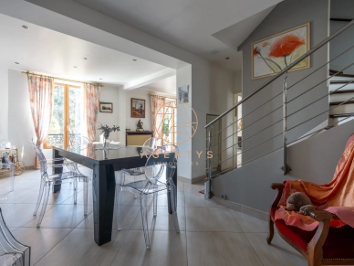 Maison à vendre 6 pièces de 165 m² à Nogent-sur-Marne