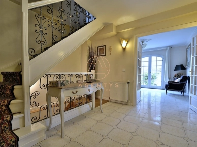 Maison à vendre 8 pièces de 200 m²