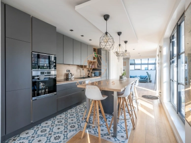 Maison à vendre 6 pièces de 150 m² à Nogent-sur-Marne