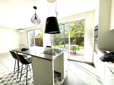 Maison à vendre 6 pièces de 140 m² à Villiers-sur-Marne