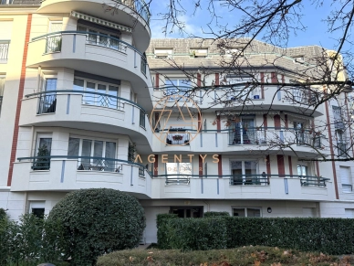 Appartement à vendre 2 pièces de 50,58 m² à Le Plessis-Trévise